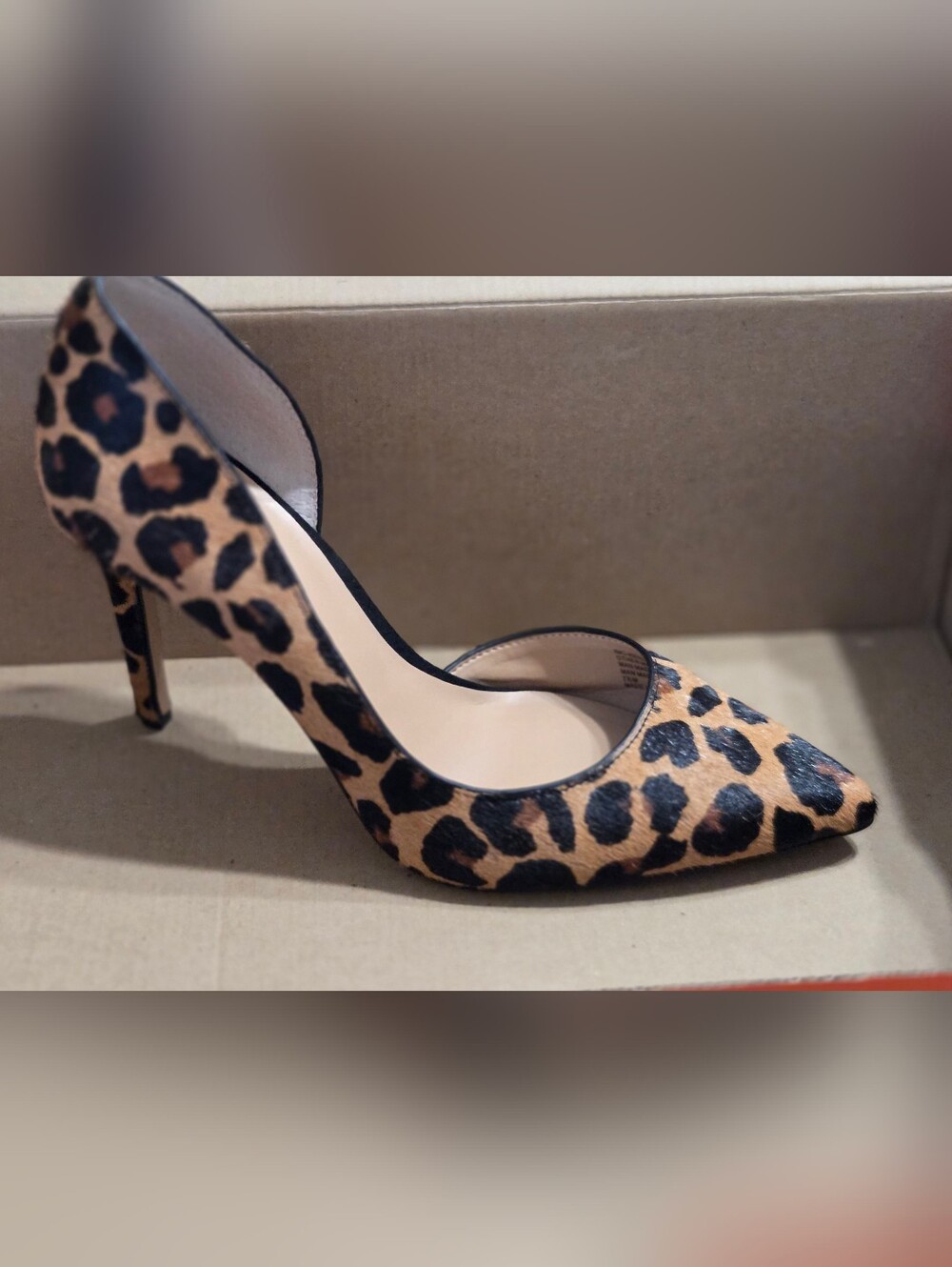 Leopard Print Pointed Toe Stiletto Pumps - Women's - Picture 5 of 8